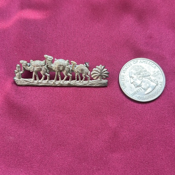 Vintage Silver Camel Caravan Brooch - Picture 16 of 16
